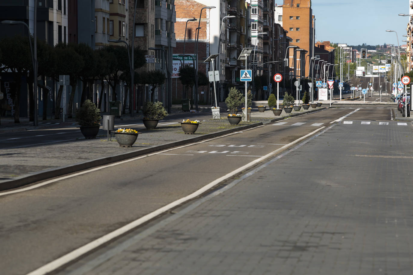 Fotos: León, una ciudad 'fantasma', bajo el objetivo de Carlos S. Campillo