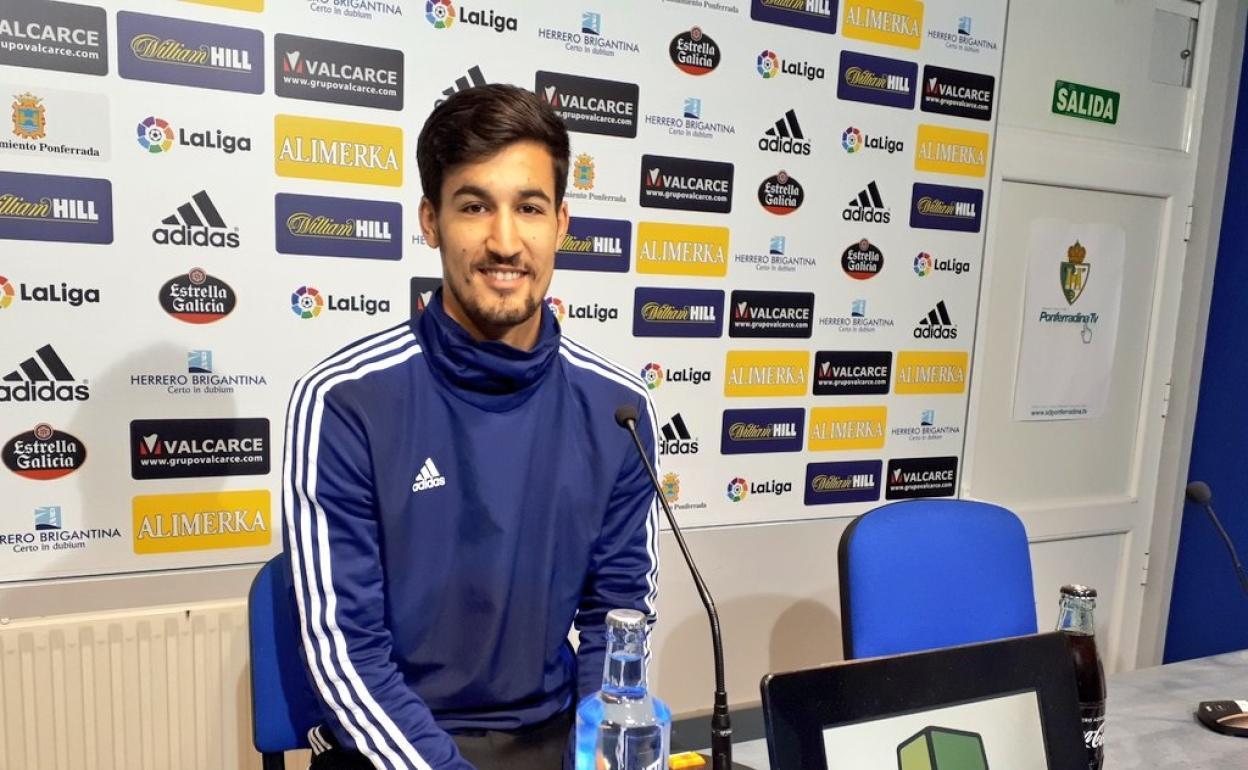 Pablo Trigueros, jugador de la Ponferradina.