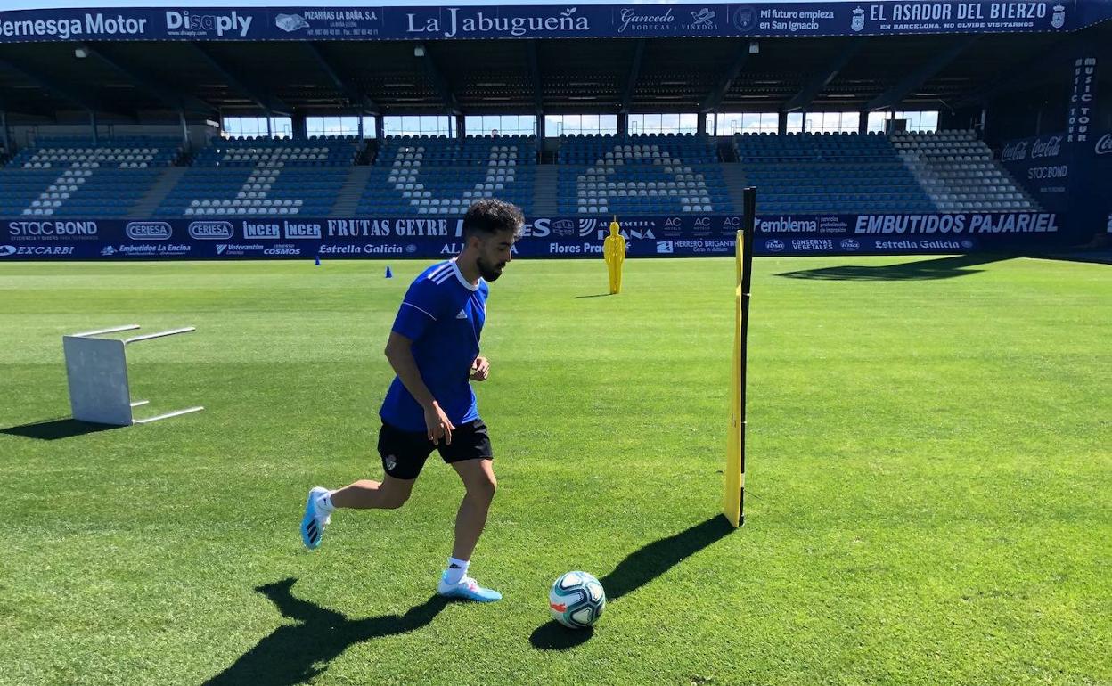 Un entrenamiento de la Ponferradina de la pasada semana.