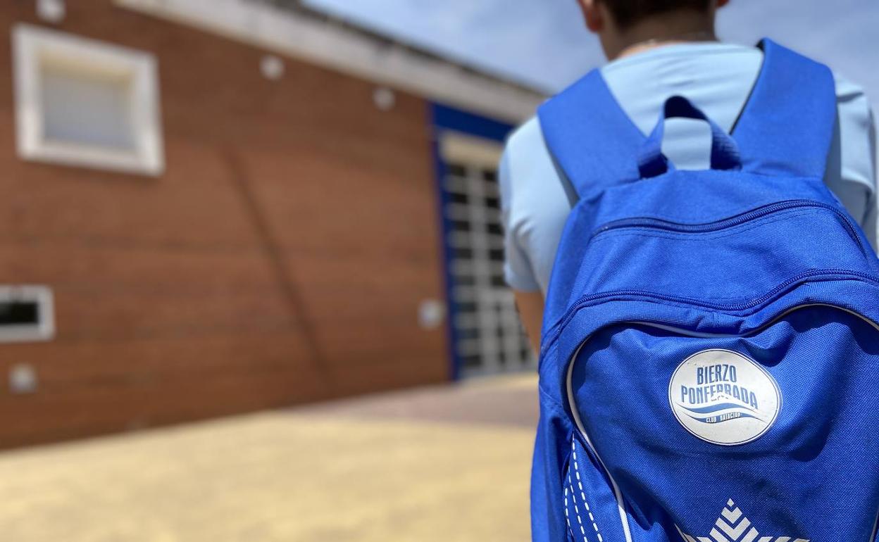 El CN Bierzo Ponferrada pide la reapertura de las piscinas climatizadas