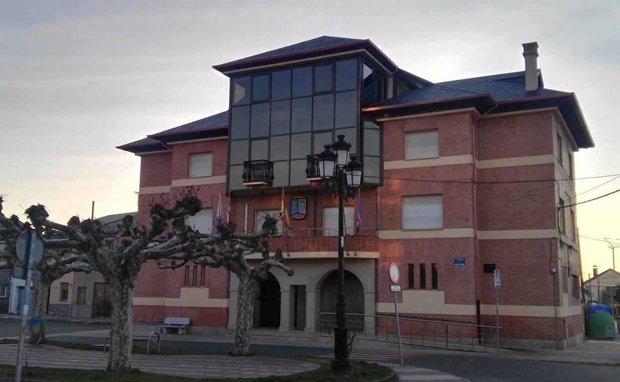 Ayuntamiento de Camponaraya.