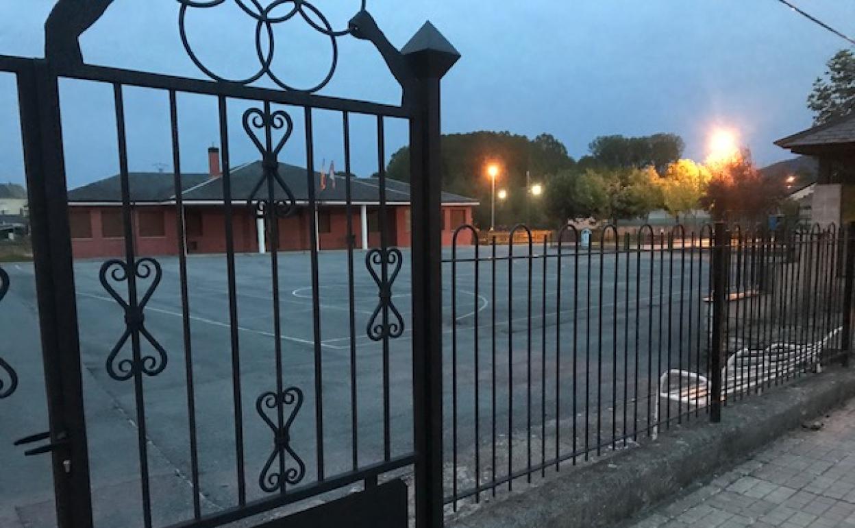 Parque de la Junta Vecinal de San Miguel de las Dueñas.