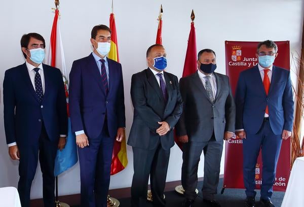 Fotos: Reunión de la Comisión de Seguimiento del nuevo convenio marco del Consejo Comarcal del Bierzoo
