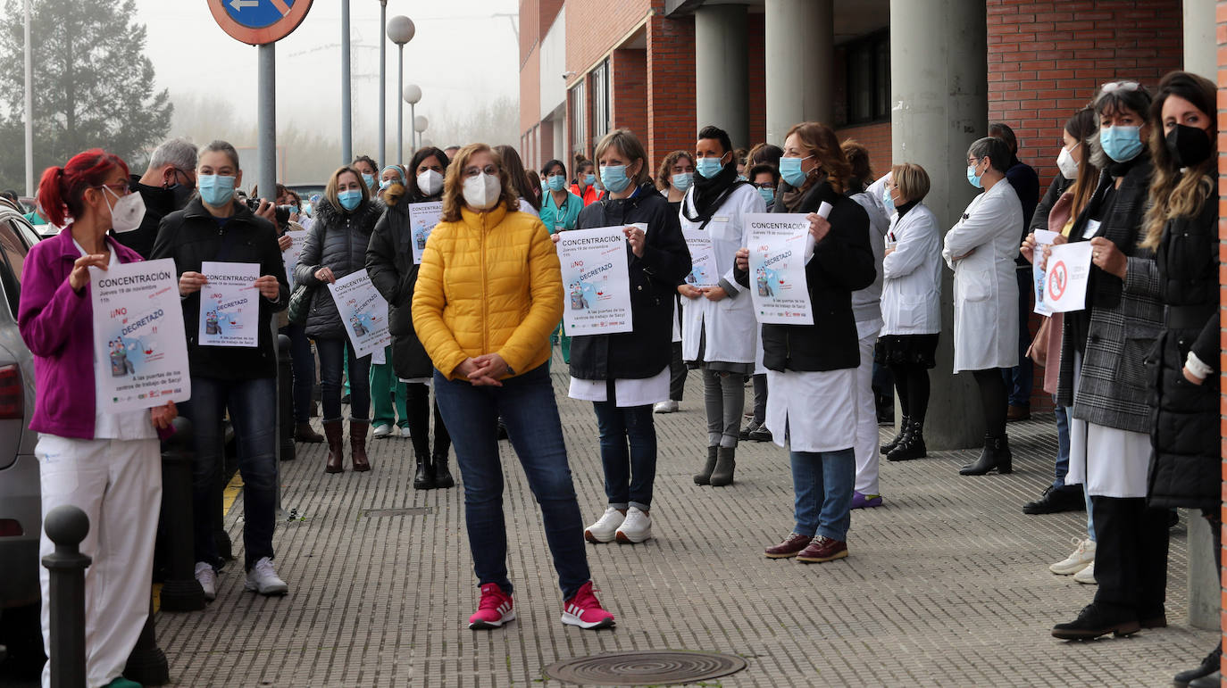 Fotos: Sanitarios del Bierzo contra el 'decretazo'