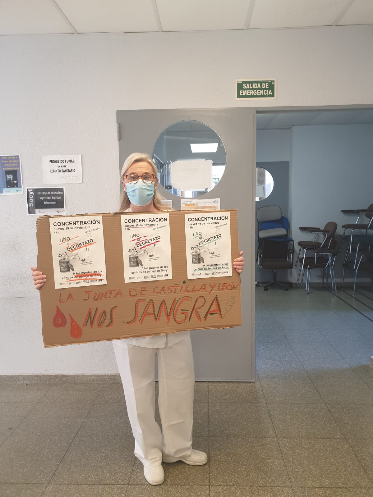 Fotos: Sanitarios del Bierzo contra el 'decretazo'