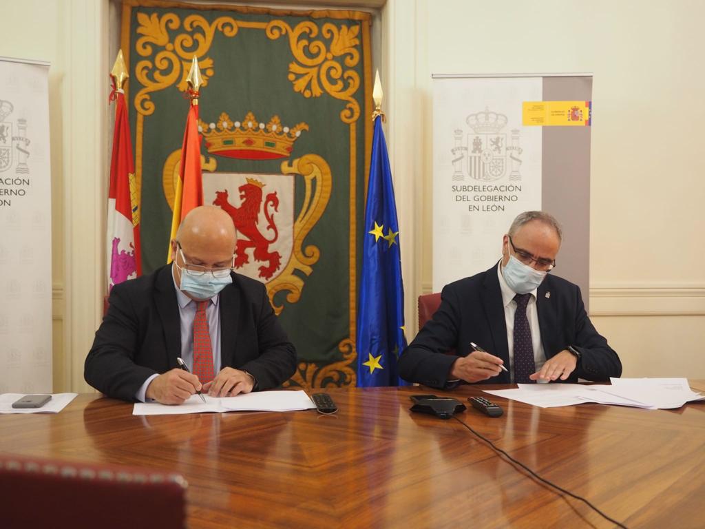 Fotos: Ponferrada renueva su participación en el sistema Viogen para proteger a las víctimas de violencia de género del municipio