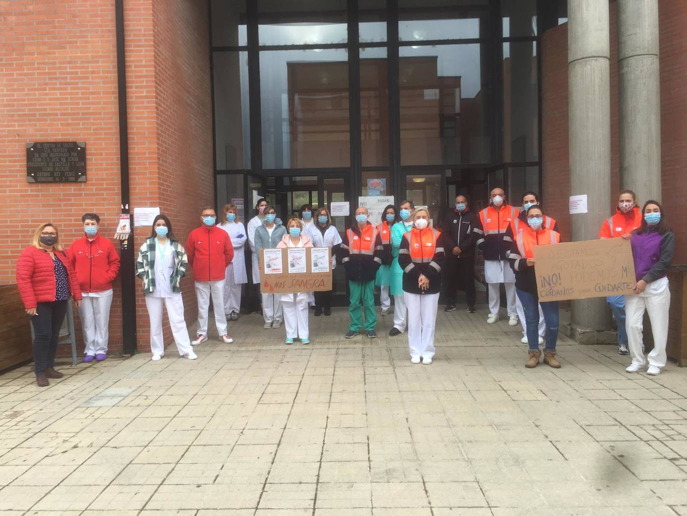 Fotos: Los sanitarios del Bierzo se vuelven a concentrar contra el &#039;decretazo&#039;