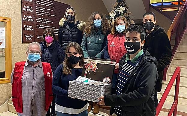 Entrega de las tarjetas de Navidad.