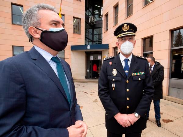 Fotos: Toma de posesión del comisario jefe de la Comisaría Local de Ponferrada