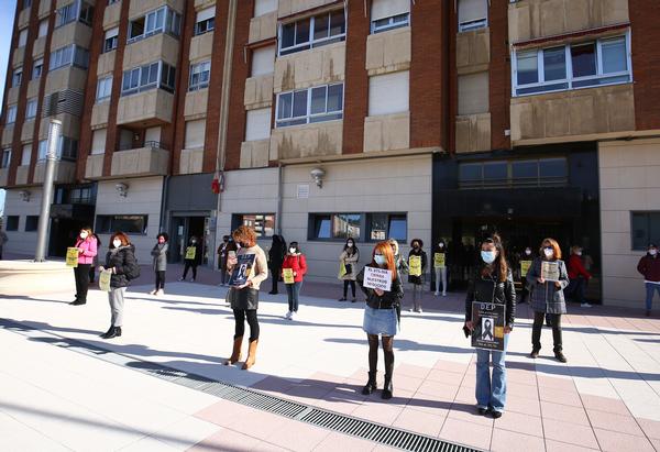 Fotos: Protesta del sector de la belleza y la peluquería en Ponferrada