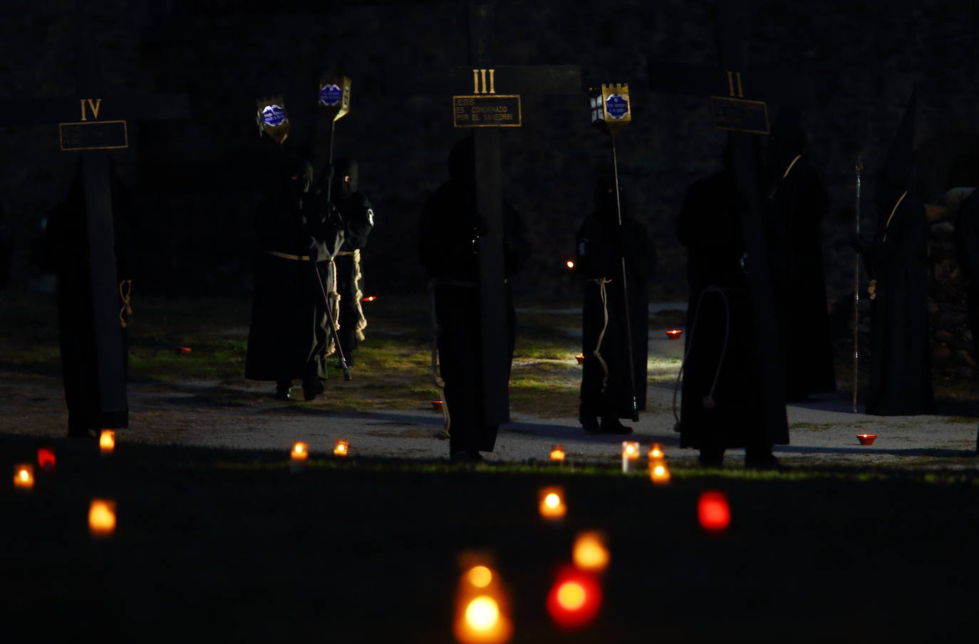 Fotos: Viacrucis Penitencial en Ponferrada