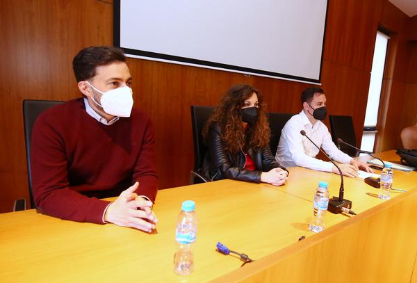 Fotos: Alcaldes y portavoces del PSOE del Bierzo analizan la situación sanitaria en la comarca