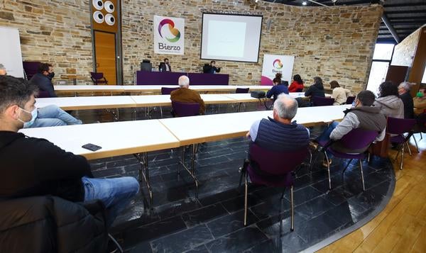 Fotos: Constitución de la Asociación Paisajes y Viñedos del Bierzo