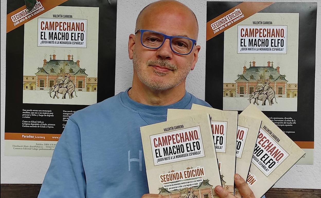 El escritor y periodista berciano Valentín Carrera presenta la segunda edición de 'Campechano, el macho elfo'.