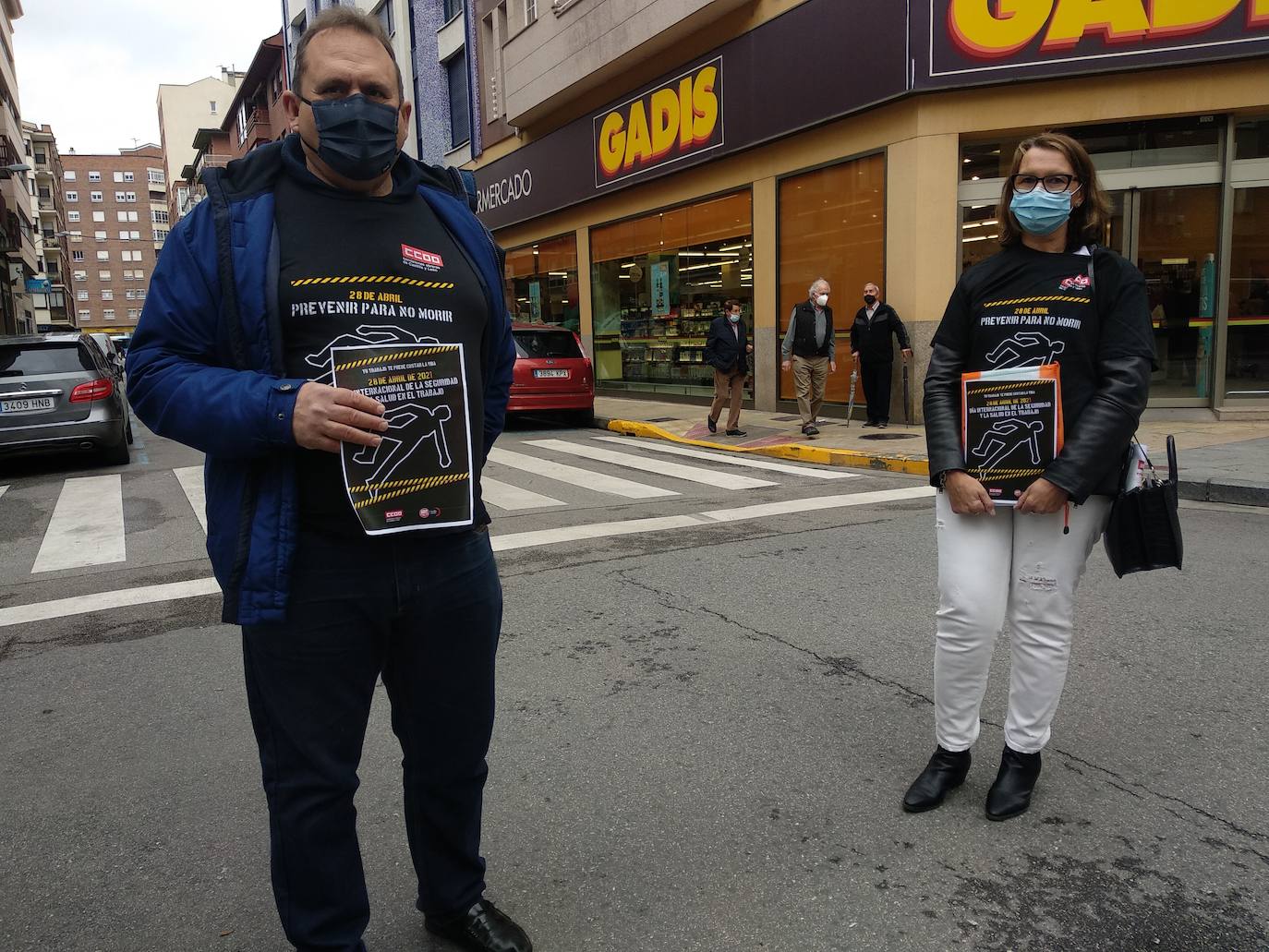 El Bierzo registró más de mil accidentes de trabajo, tres de ellos mortales, a lo largo del último año. Son los datos que han puesto sobre la mesa los sindicatos UGT y CCOO en la comarca coincidiendo con el Día Internacional de la Seguridad y la Salud en el Trabajo y en el que denunciaron que la crisis del Covid-19 ha reducido las medidas de seguridad en las empresas bercianas.