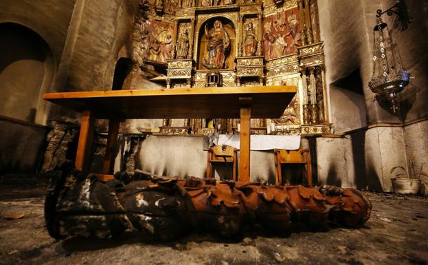 El párroco de Balboa, «consternado» por el incendio en la iglesia de la localidad 