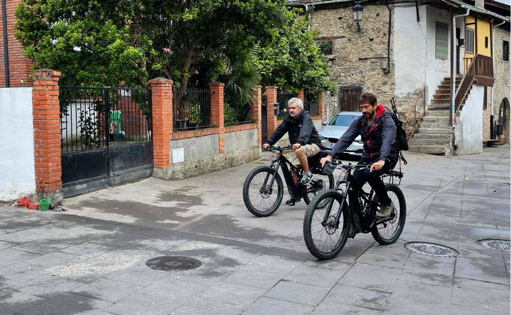 Rodaje de la serie documental 'El Camino Interior' en Molinaseca.