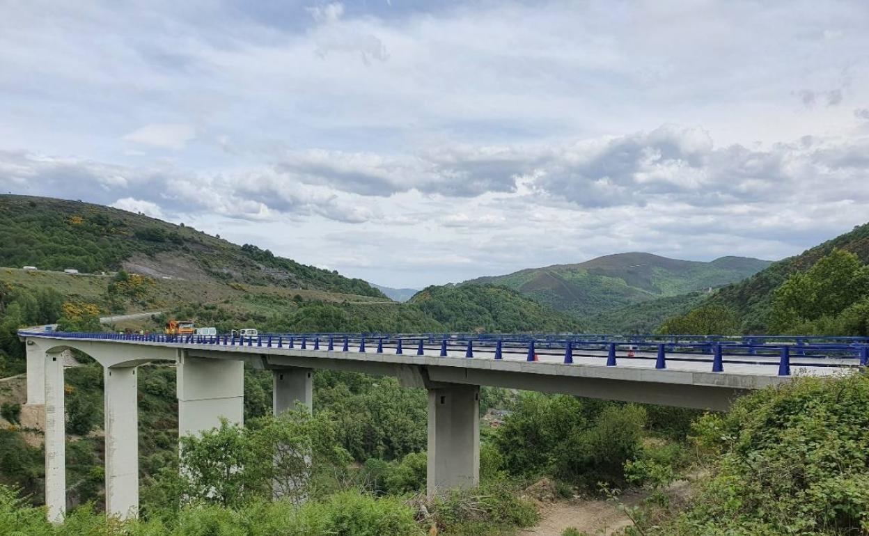 Viaducto de Ruitelán.