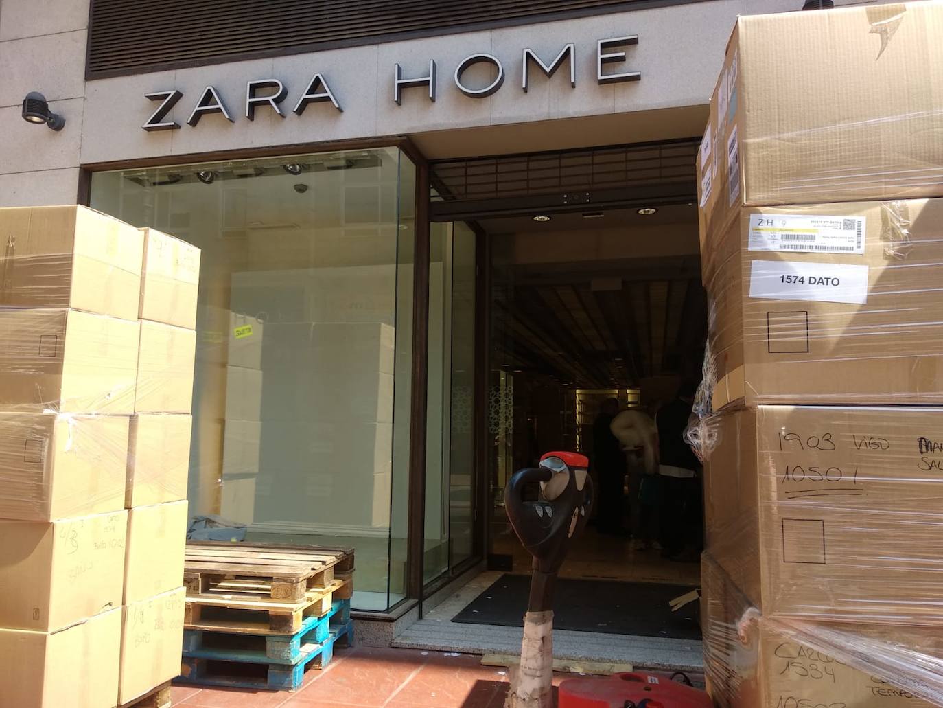 Fotos: Cierre de Zara Home en Ponferrada