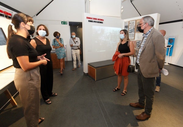 Inauguración de la exposición 'Picasso. El viaje del Guernica'. 