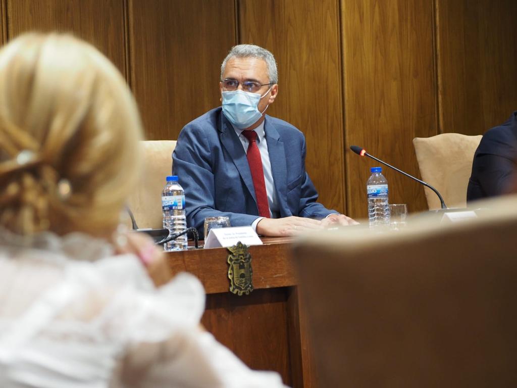 El presidente de la Junta participa en el acto institucional del LXIII Día del Bierzo.