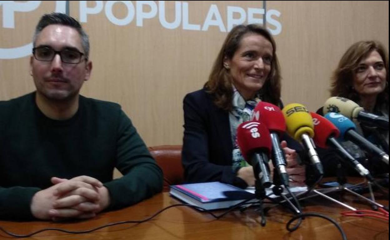 Imagen de los ediles del PP en el Ayuntamiento de Bembibre.