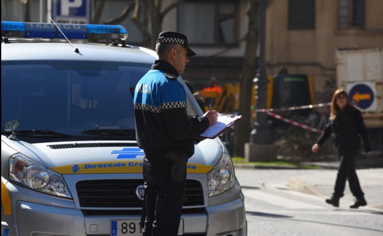 Control de la Policía Municipal en Ponferrada.