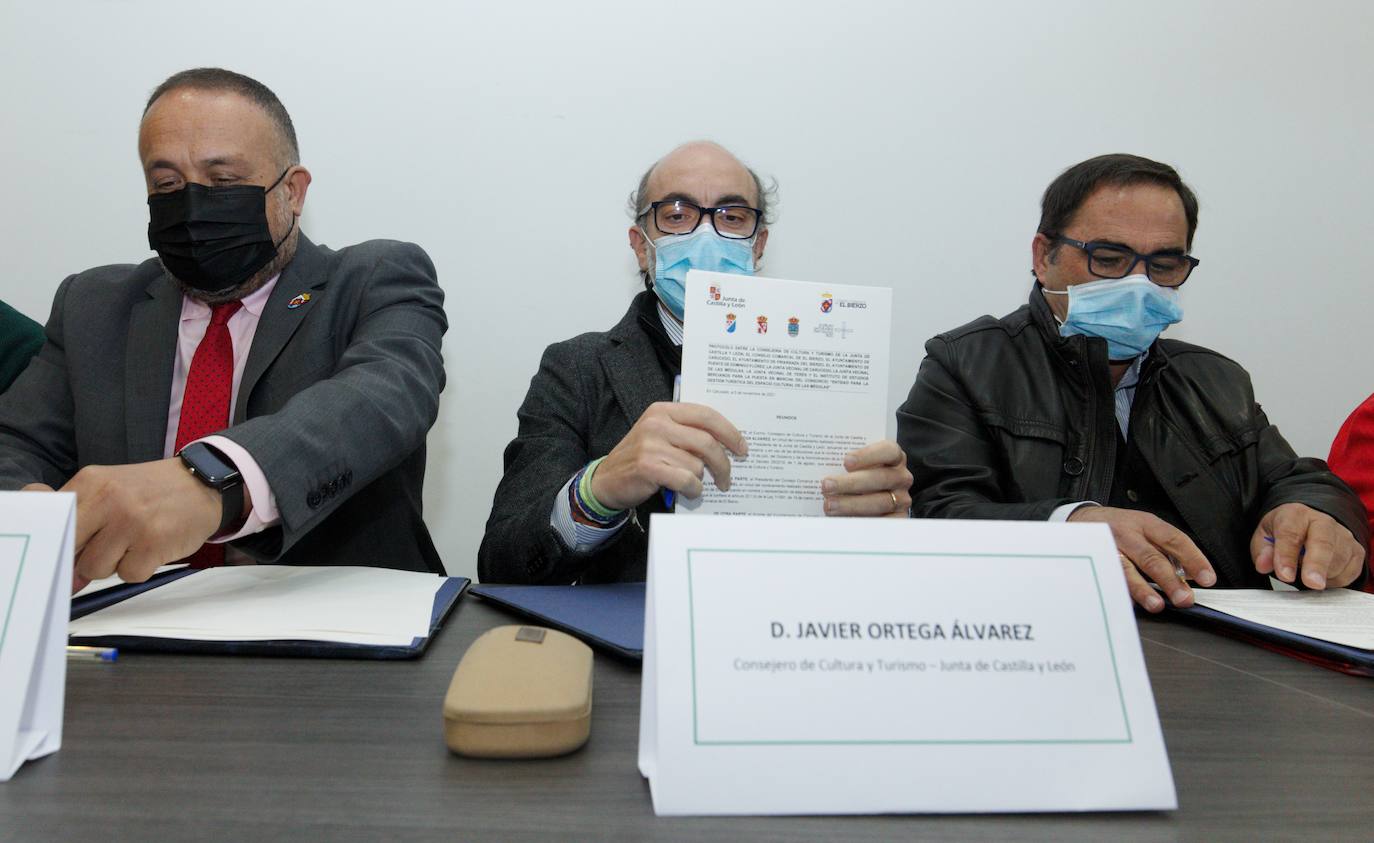 Fotos: Firma del protocolo para la puesta en marcha del Consorcio Entidad para la Gestión Turística del espacio cultural de Las Médulas