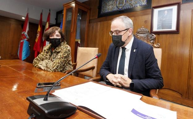 El primer edil valoró las inversiones en mantenimiento de centros públicos. 