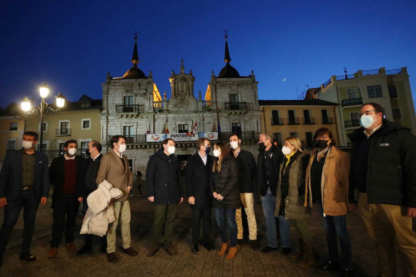 Alfonso Fernández Mañueco y Alberto Núñez Feijóo en Ponferrada.