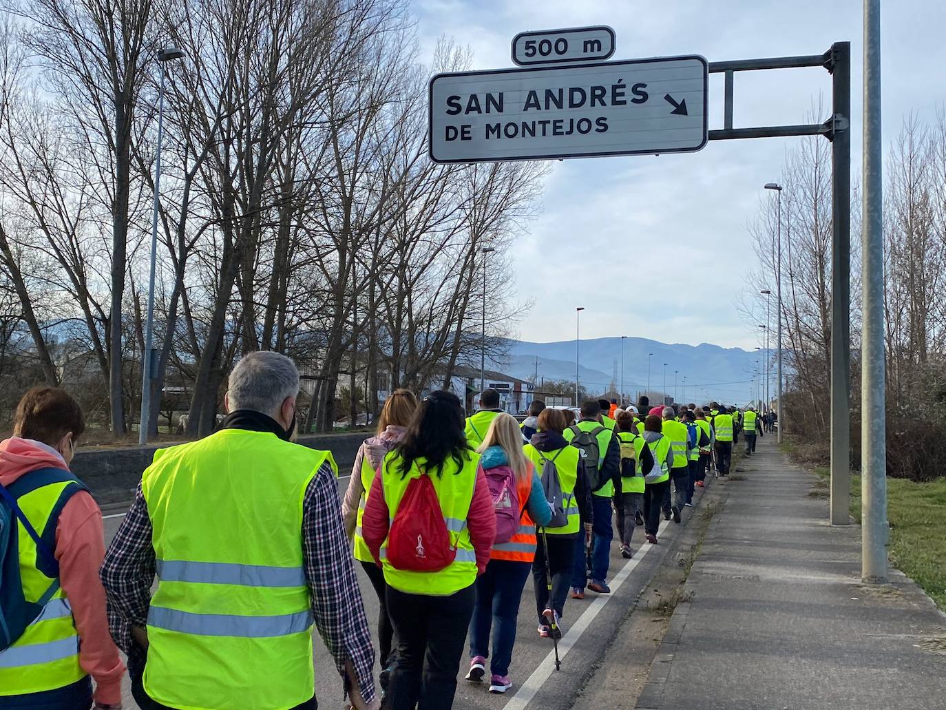 La 'marcha blanca' encara su última etapa entre Cubillos del Sil y Ponferrada.