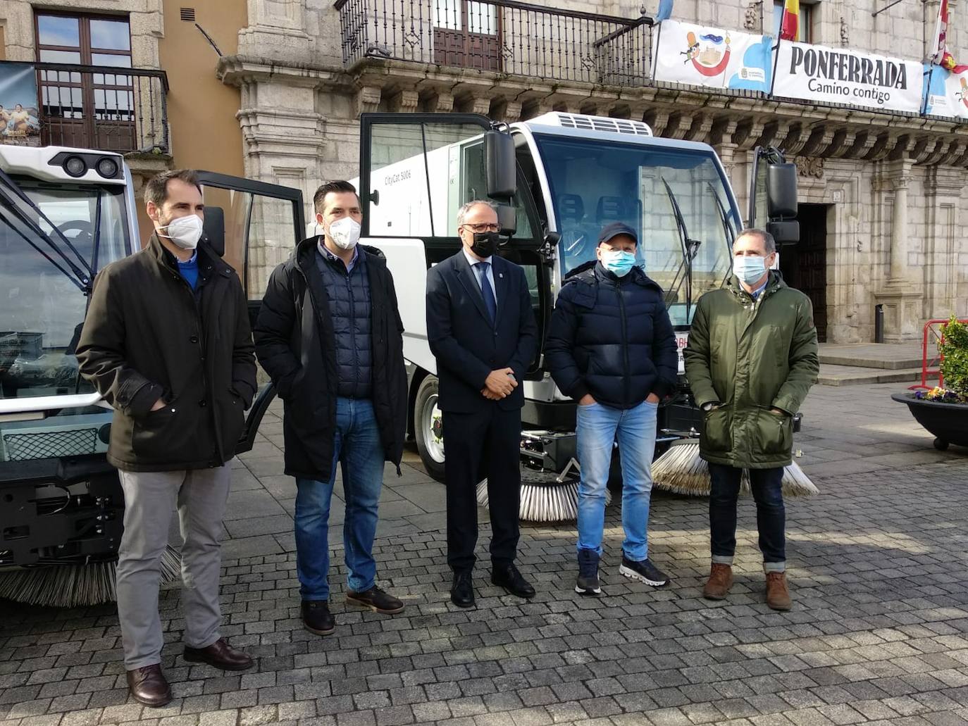 Ponferrada adquiere dos nuevas barredoras para el servicio de limpieza viaria.