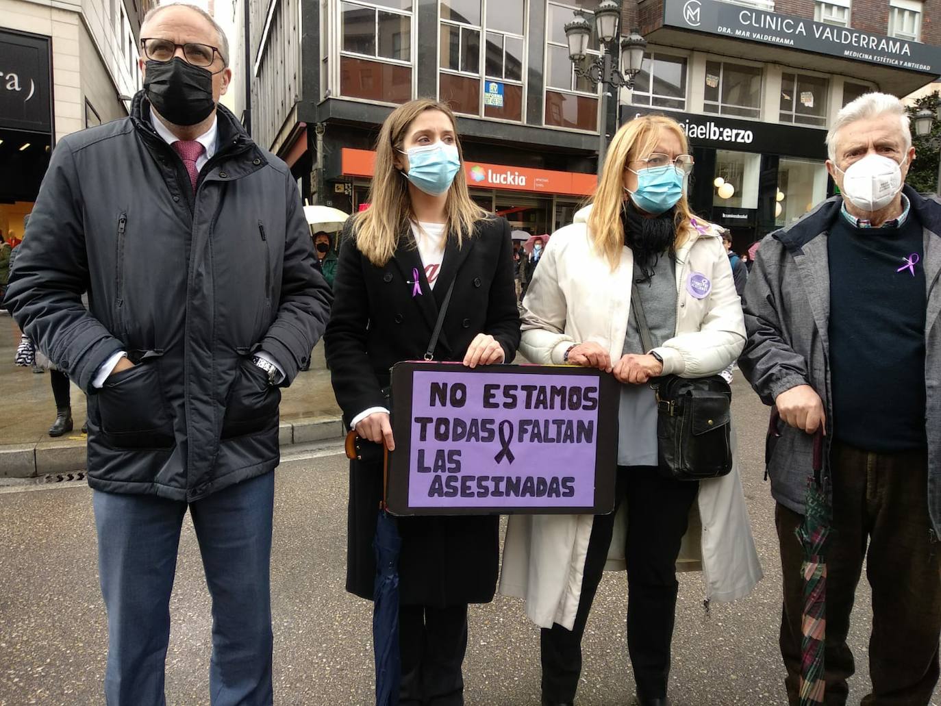 Manifestación de la Asociación de Mujeres Feministas Bercianas en Ponferrada. 