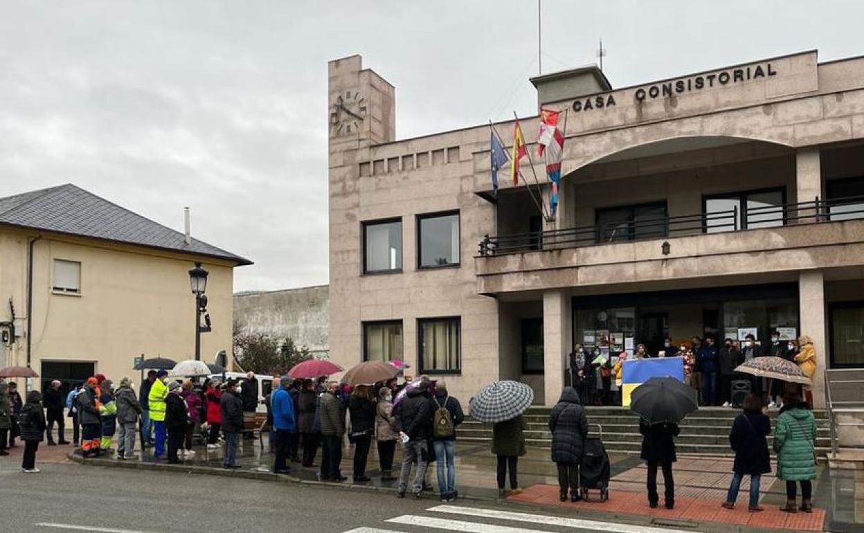 Imagen de la concentración de apoyo a Ucrania celebrada este miércoles en Fabero.