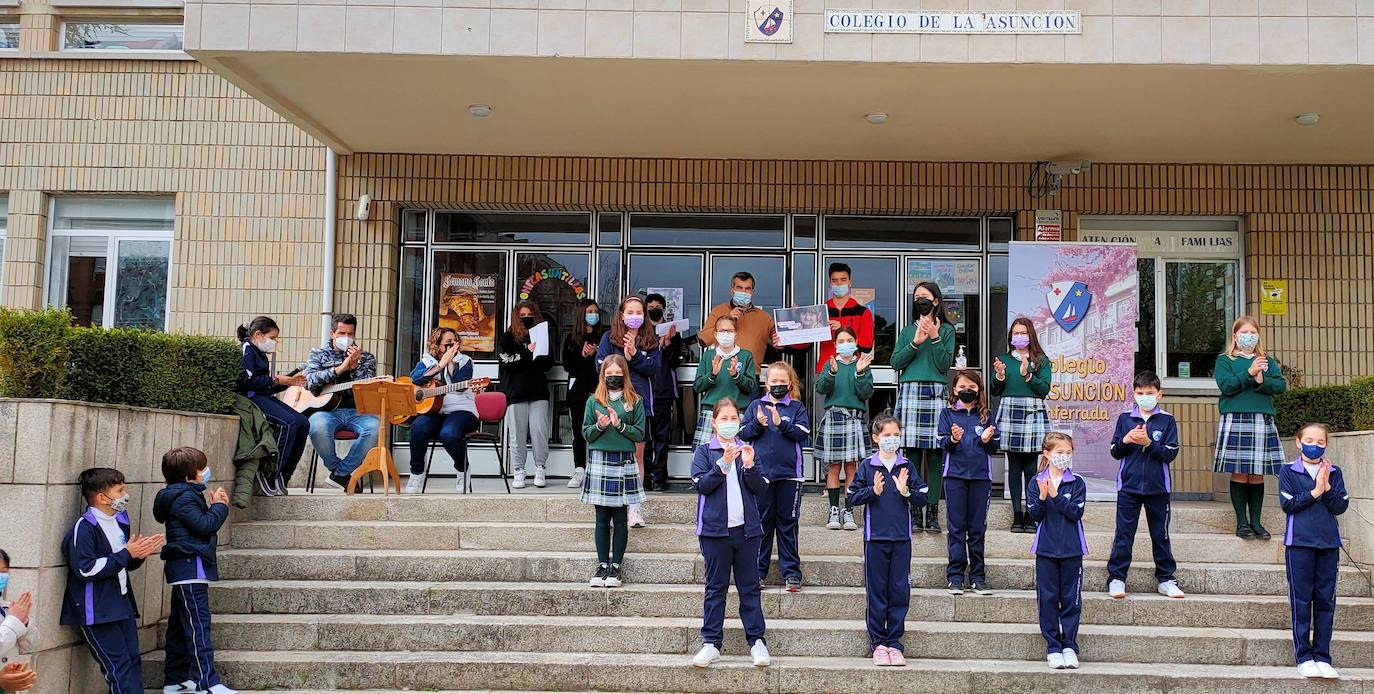 Fotos: &#039;Educando para la paz&#039; en el colegio La Asunción