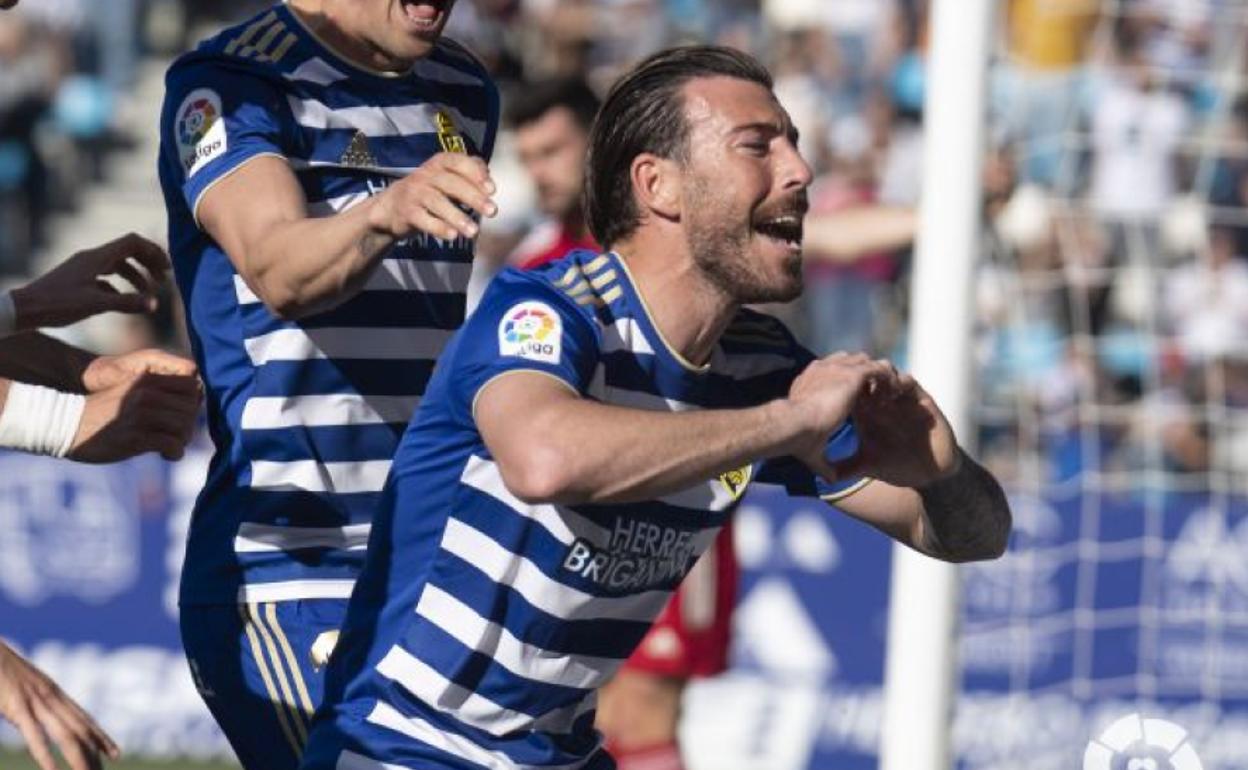 Sergi Enrich celebra el gol ante el Cartagena.