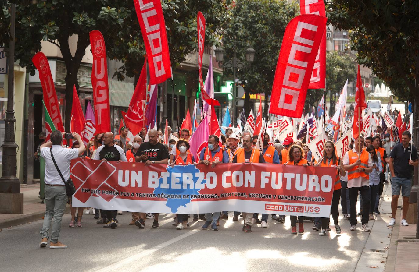 Fotos: Manifestación del 12M en Ponferrada