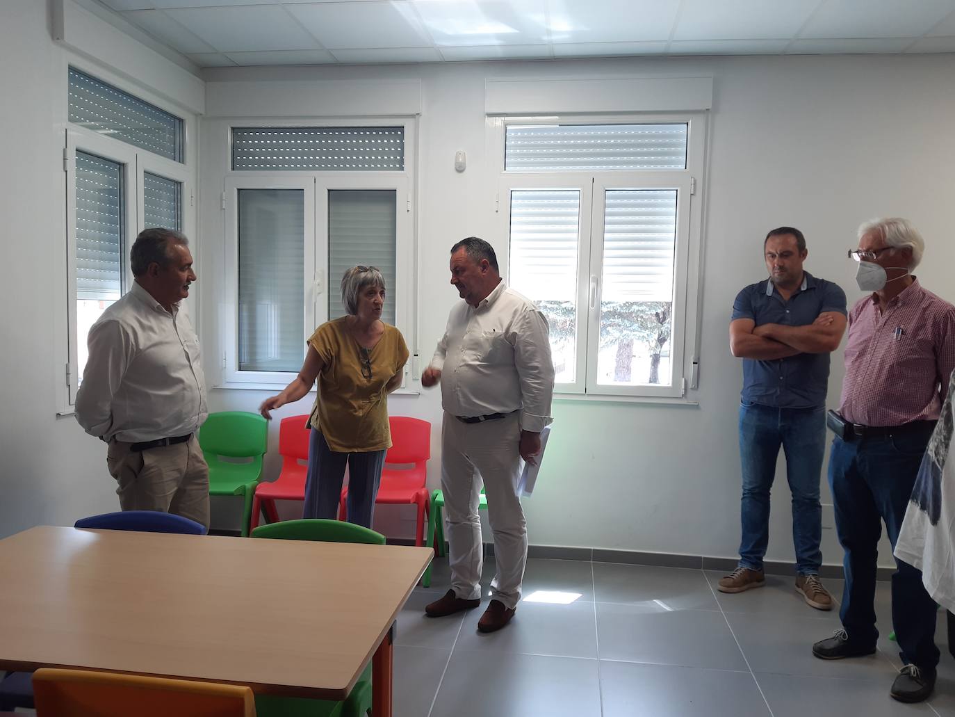 Fotos: El presidente de la Diputación visita Villafranca, Trabadelo y Vega de Valcarce