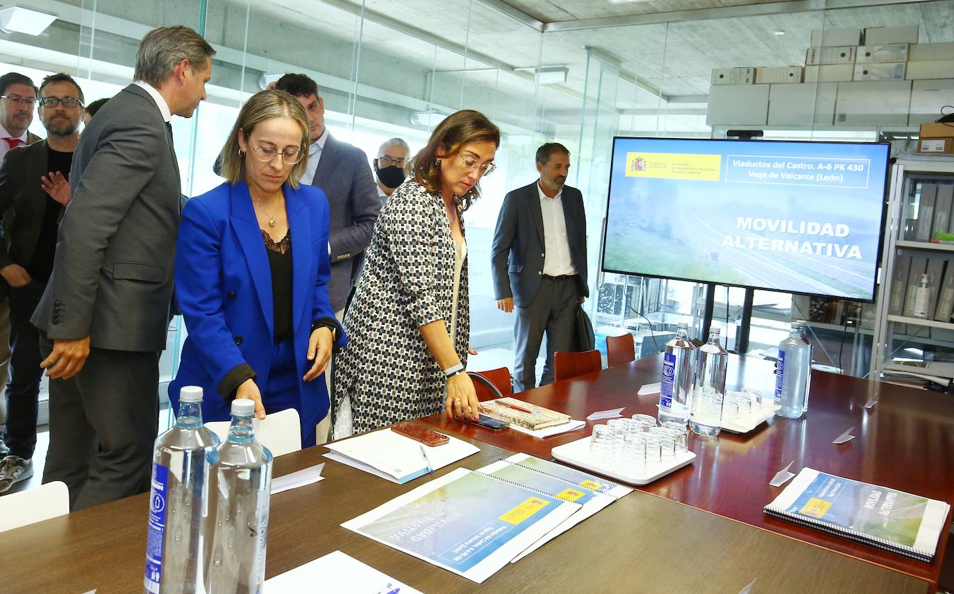 Fotos: Reunión sobre el colapso por el derrumbe del viaducto de la A-6