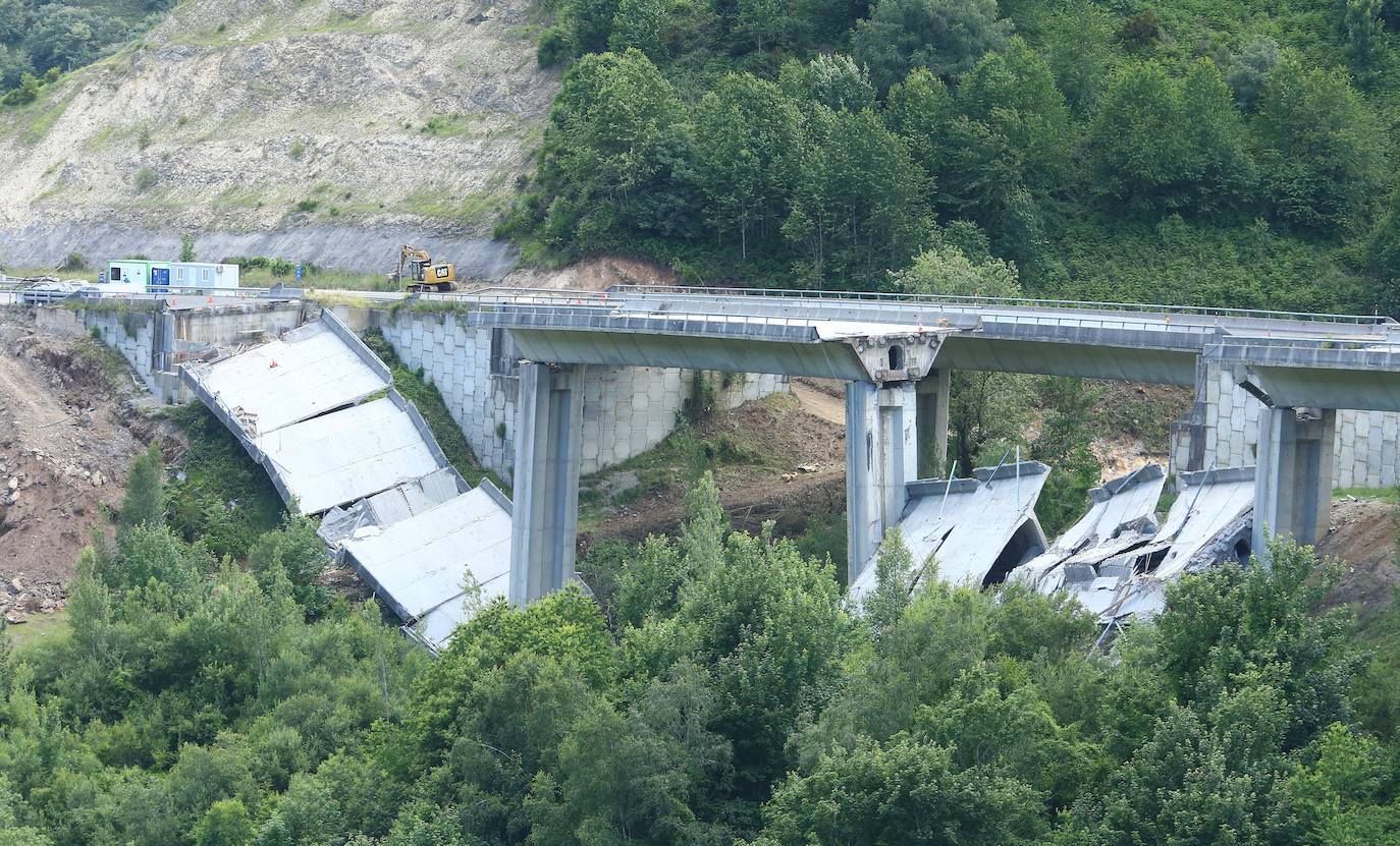 Fotos: Reunión sobre el colapso por el derrumbe del viaducto de la A-6