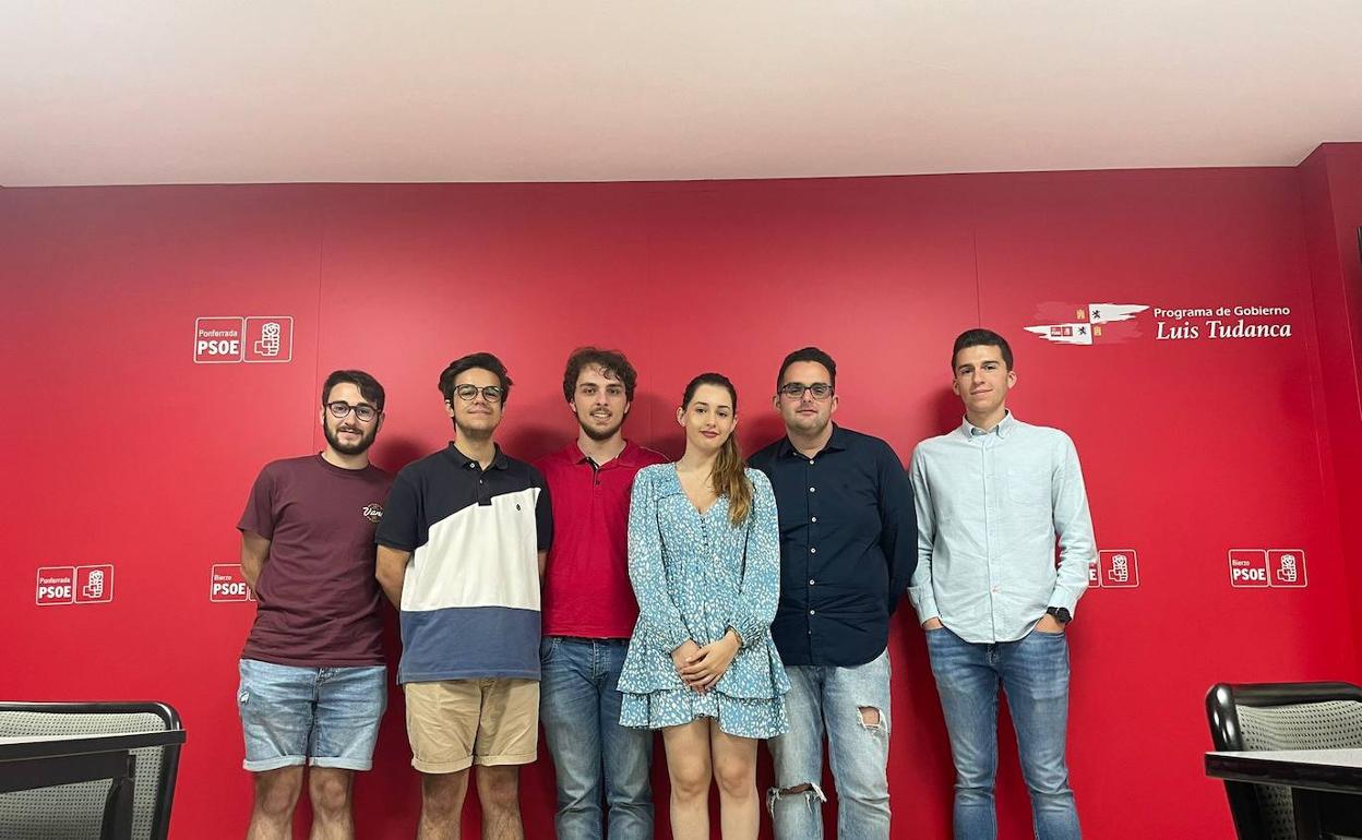 Imagen de la nueva ejecutiva de Juventudes Socialistas de Ponferrada.