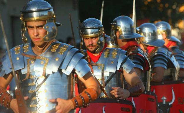 Cacabelos recupera tras dos años la recreación romana Ludus Bergidum Flavium