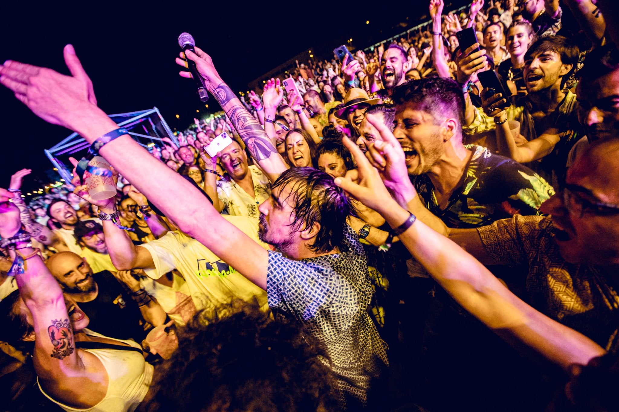 Más de 20 grupos de música, entre los que destacan Lori Meyers, La M.O.D.A, Dorian y Sidonie, han pasado por los tres escenarios ubicados en el Estadio Colomán Trabado, la Plaza del Ayuntamiento y el Boulevard de La Rosaleda.