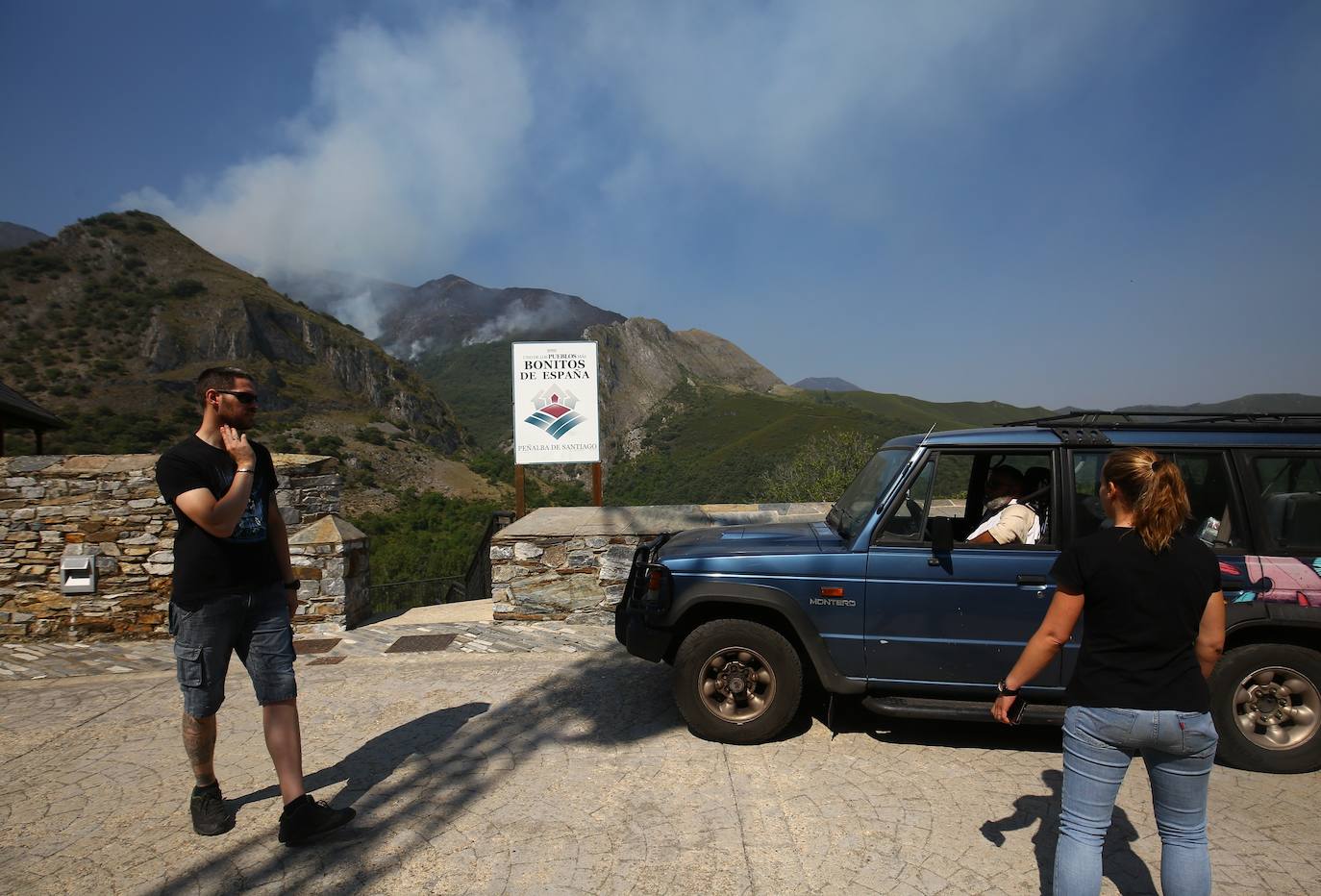 Fotos: Incendio en Montes de Valdueza