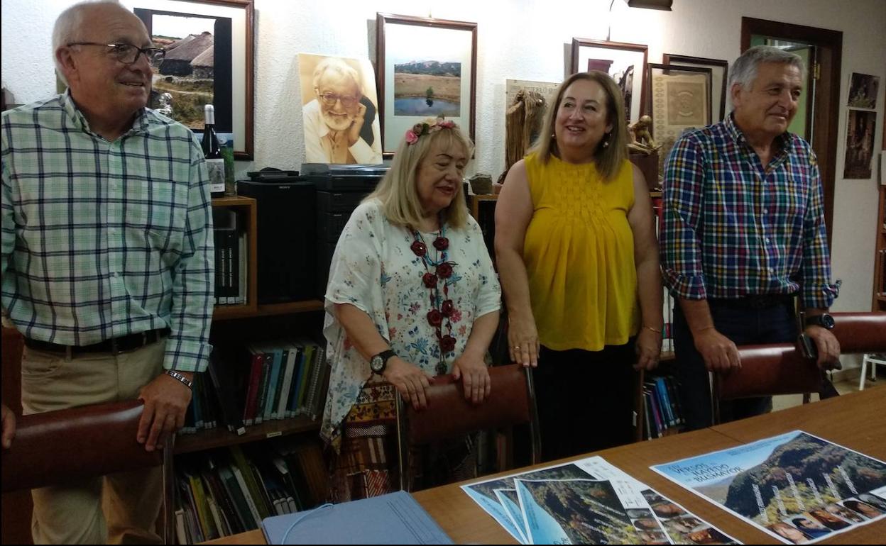 Presentación de la XIV edición de los 'Versos en el Hayedo' de Busmayor. 