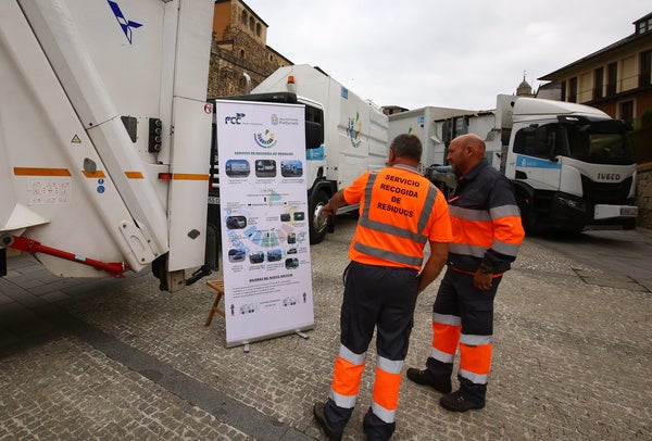 Presentación del nuevo servicio de recogida de residuos sólidos urbanos de Ponferrada.