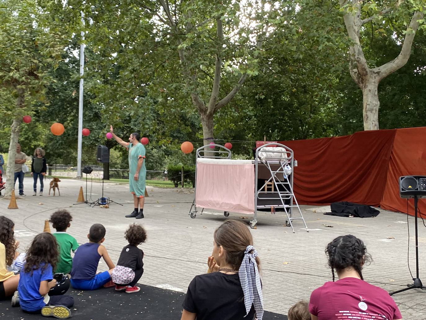 Fotos: Circo sin red en las fiestas de la Encina