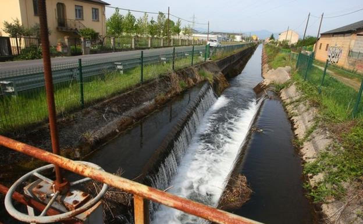 UPL denuncia que el proyecto para modernizar el regadío en el Canal Bajo de El Bierzo no han avanzado nada. 
