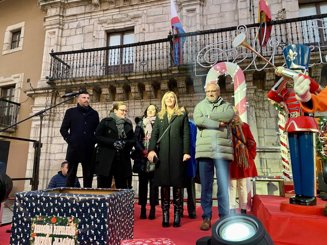 Fotos: Encendido de las luces de Navidad en Ponferrada