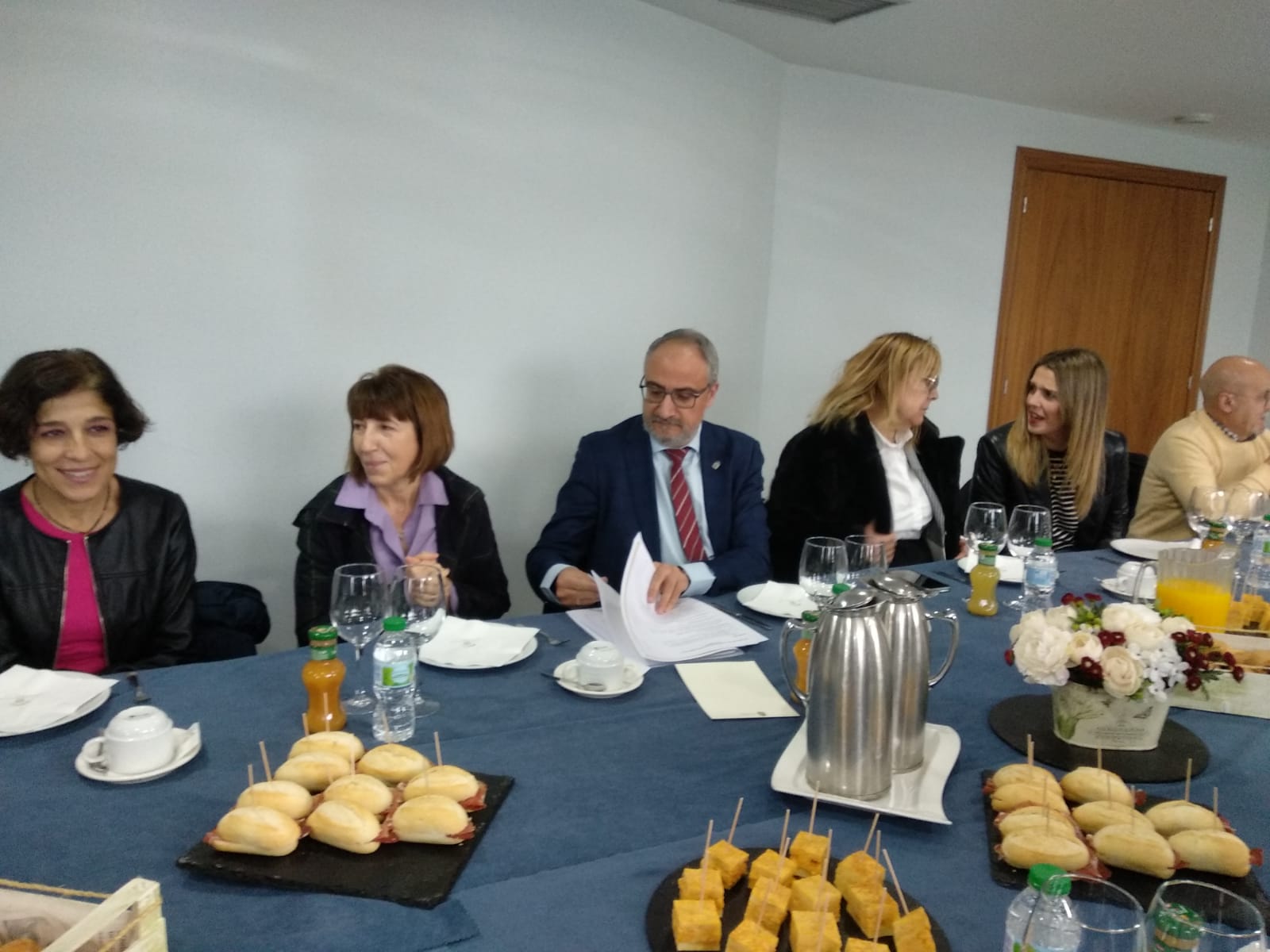 Fotos: Desayuno informativo del Gobierno de Ponferrada